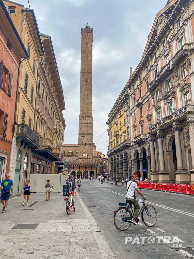 Der Asinelli Turm in Bologna