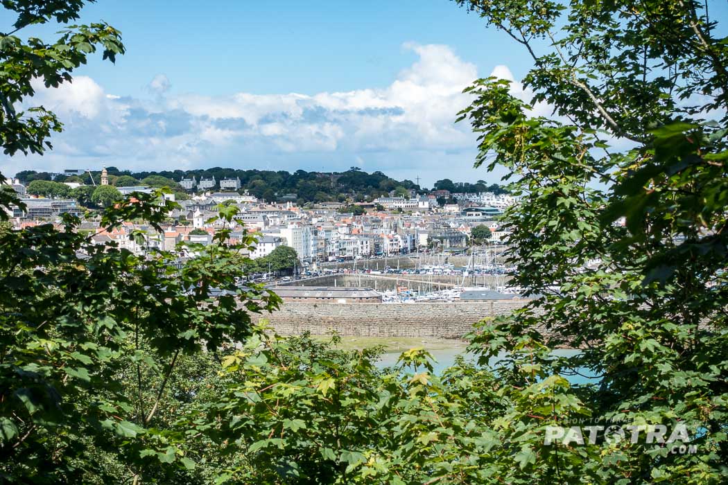 Ausblicke auf die Stadt Guernsey