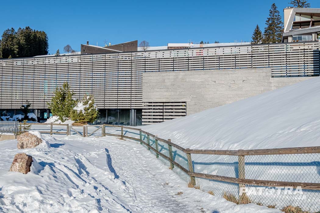 Kaltbad Mineralbad von aussen