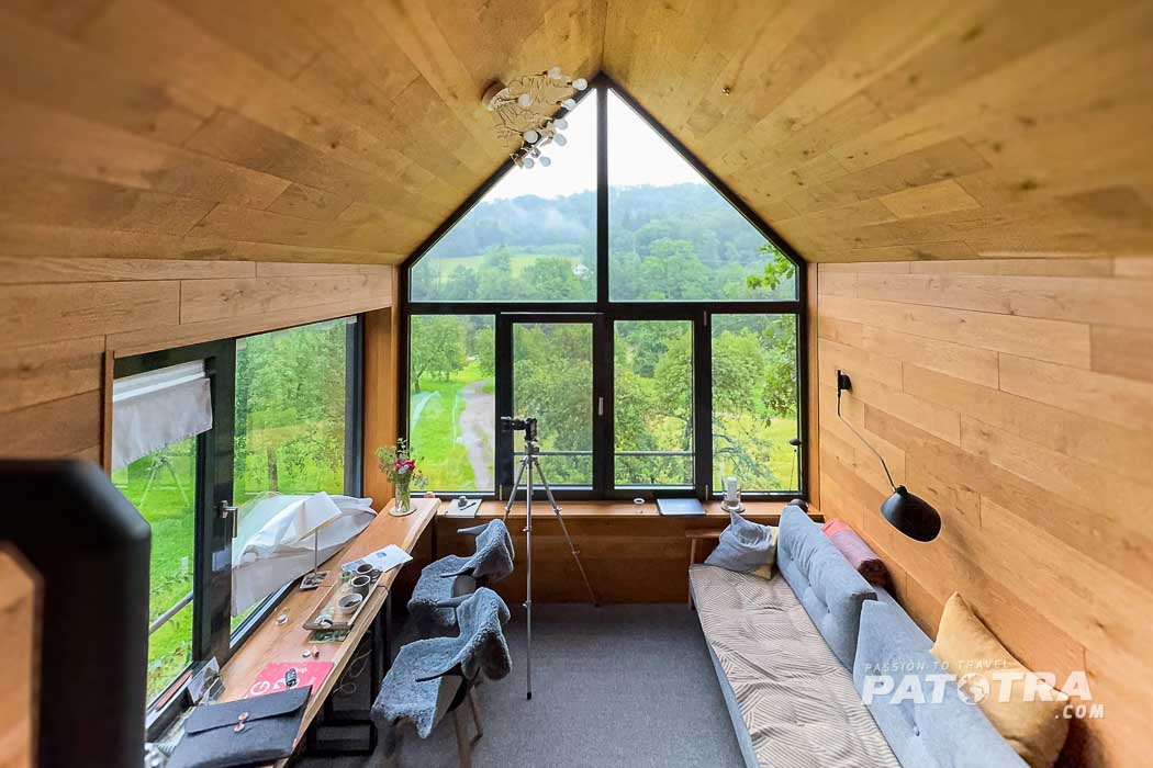 Wohnstube im Baumhaus